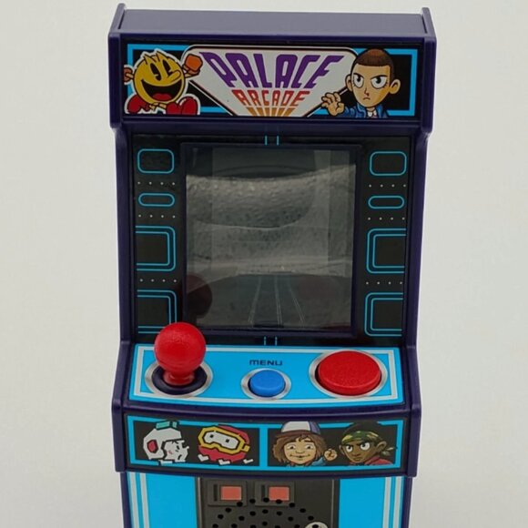 Stranger Things Palace Arcade Handheld Electronic Game Hasbro - Picture 2 of 4